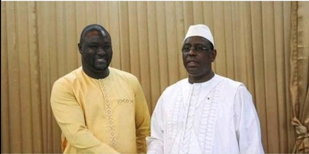 Le palais manipule sur le 3ème mandat…Regardez la mise en scène « bou graw » 3 mandat