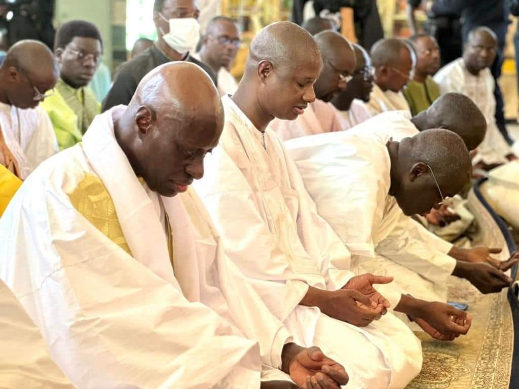 Porokhane : Antoine Félix Diome conduit la délégation gouvernementale (images) 3 FB IMG 1675372530466