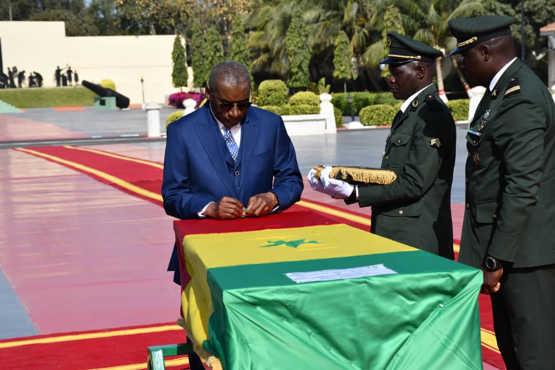 Les soldats sénégalais décédés au Mali décorés à titre posthume (images) 2 20230301 215115