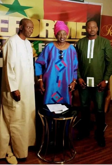 Mimi Touré adhère à la plateforme F24...contre le troisième mandat 1 IMG 20230416 WA0128