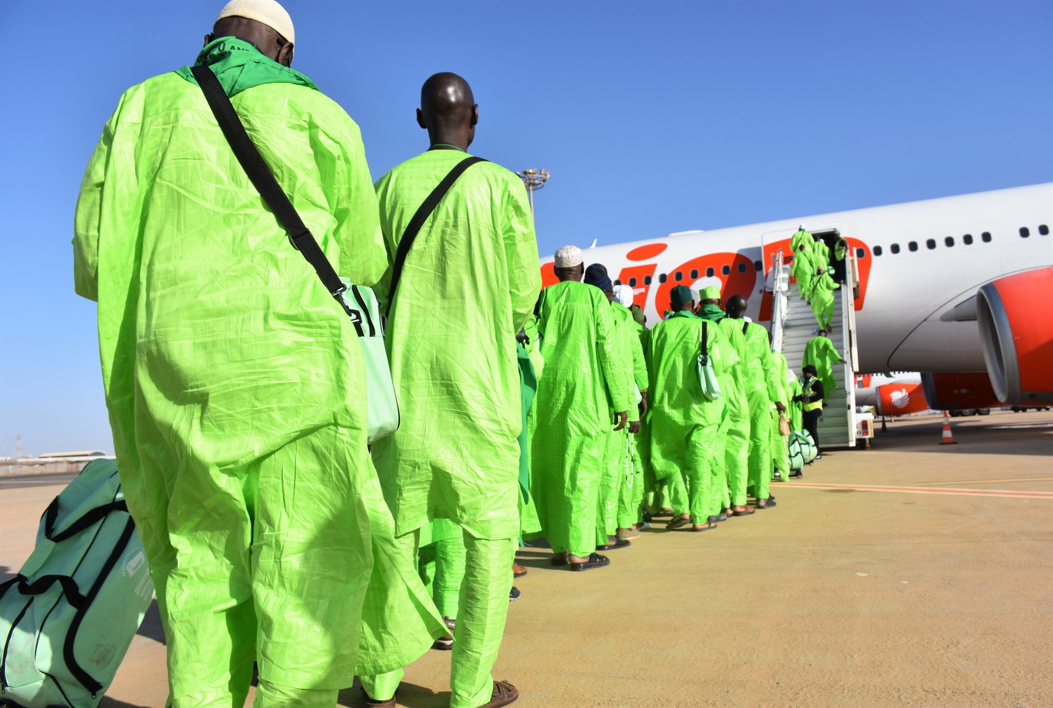 Les premiers pèlerins sénégalais ont quitté Dakar pour le Hajj 1 20230608 235334
