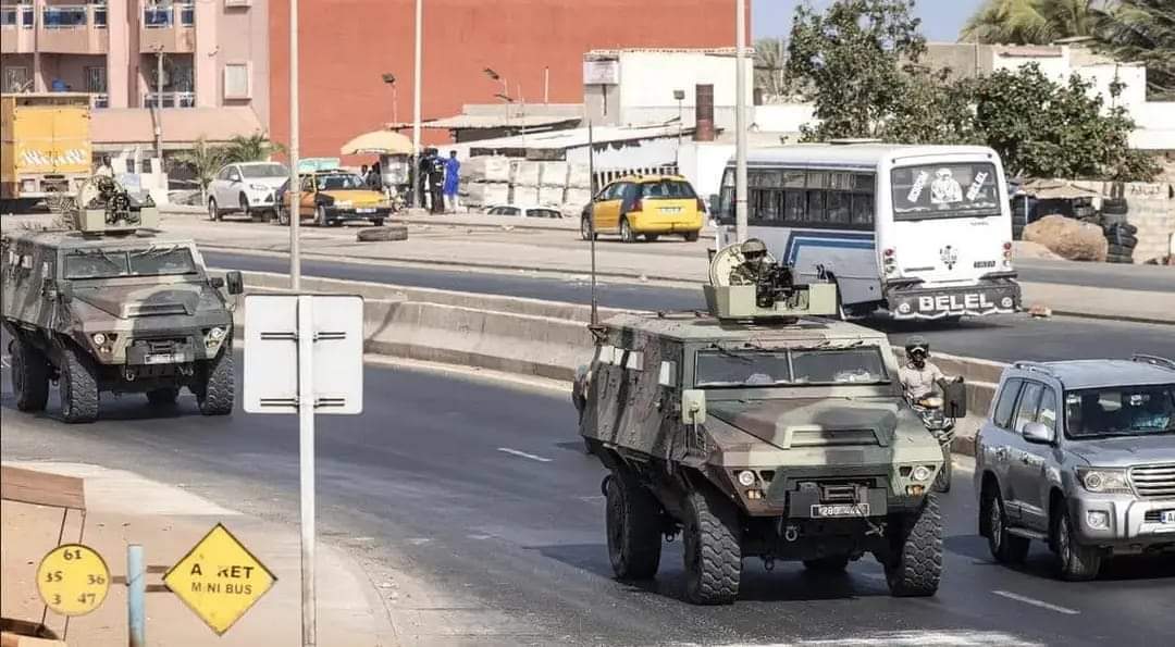 Guérilla à Dakar…Sonko pousse Macky à sortir les gros moyens 2 FB IMG 1685730244337