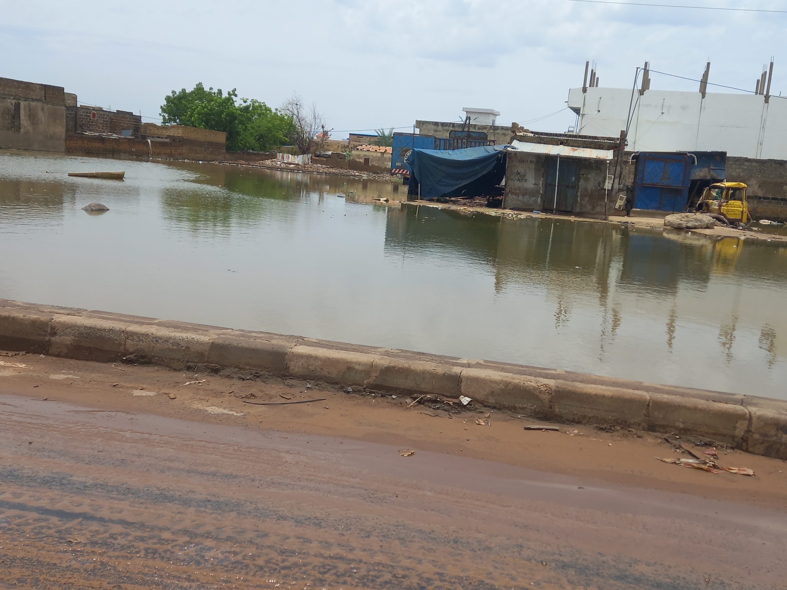 Pluies torrentielles : Des quartiers de Touba sous les eaux 6 20230815 132104 scaled