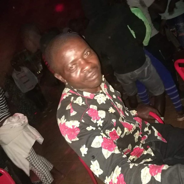 Cameroun : un homme poignardé à mort en séparant une bagarre 1 poignardé