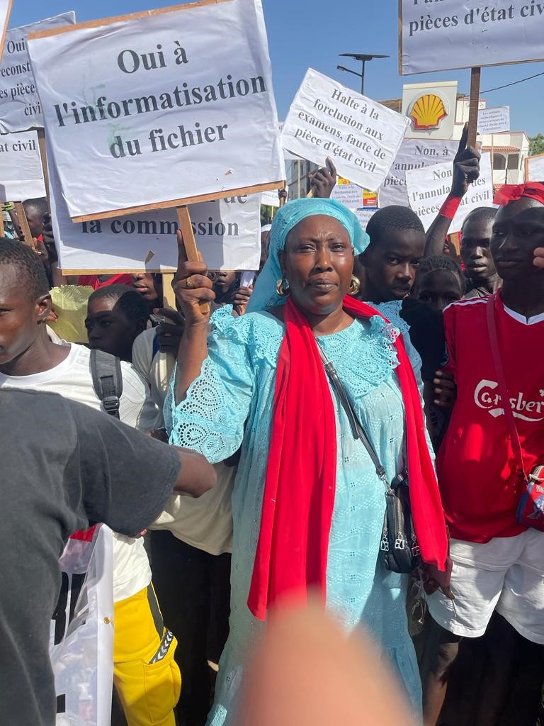 Problème de l'état civil, les populations de Mbacké ont marché ce samedi 1 état