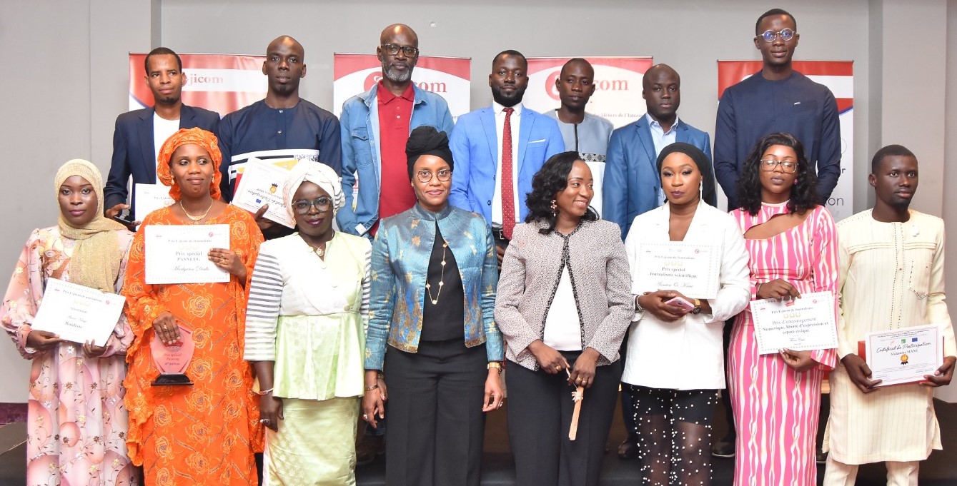 Prix E-jicom de Journalisme : Ibrahima Dione remporte le Grand prix 2 Laureats des Prix Ejicom 2023