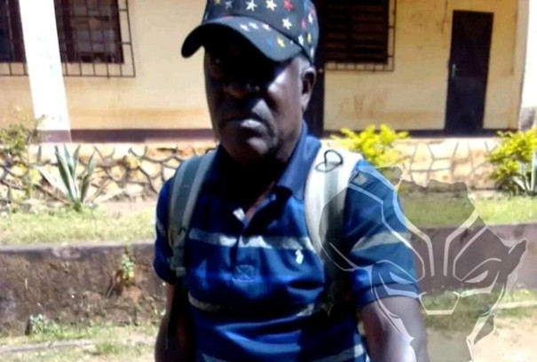 Cameroun : des gendarmes traînent un directeur qui refuse de donner le pot-de-vin 1 gendarmes