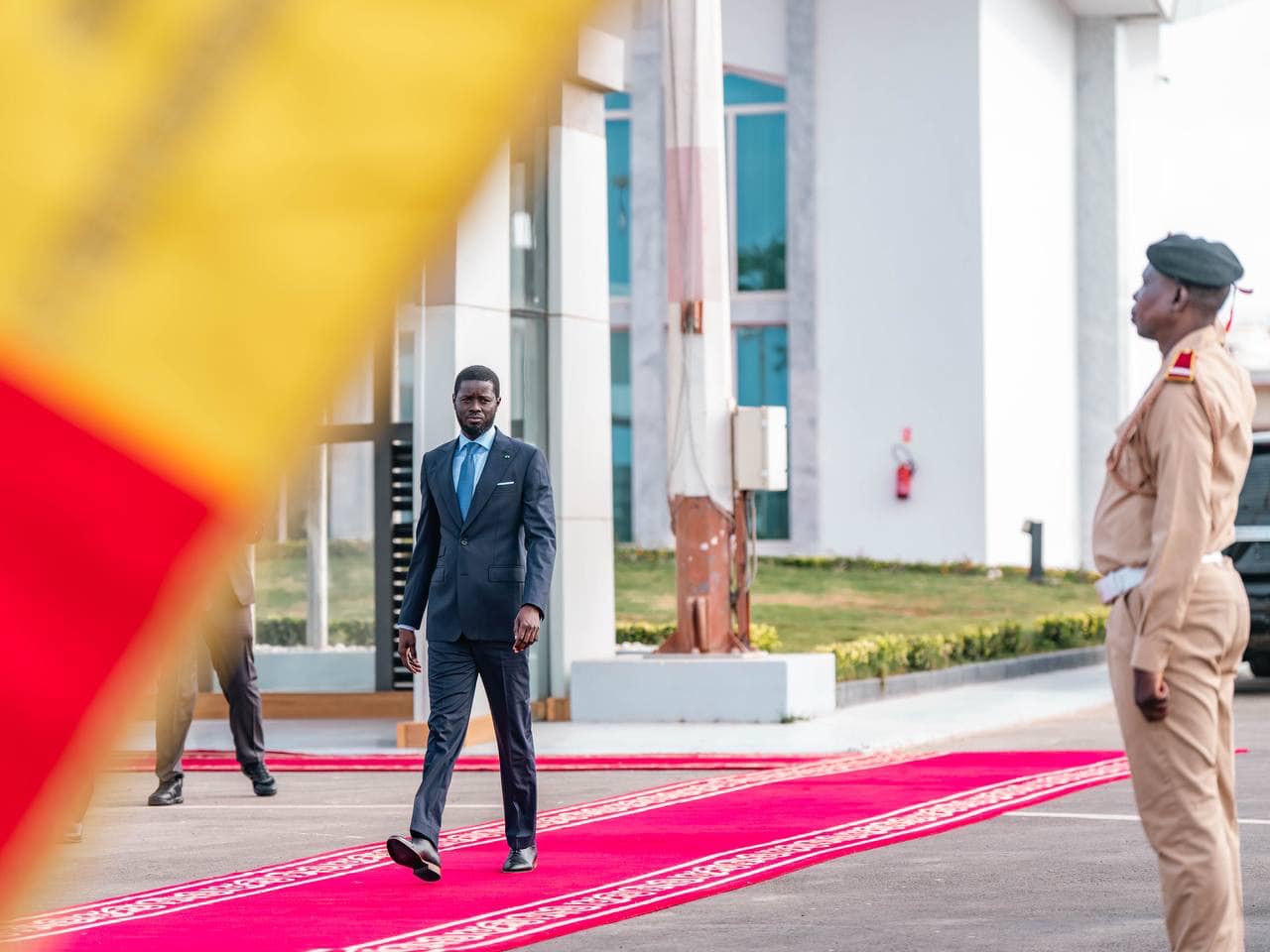 446799324 866502998844607 3516168633419465156 n