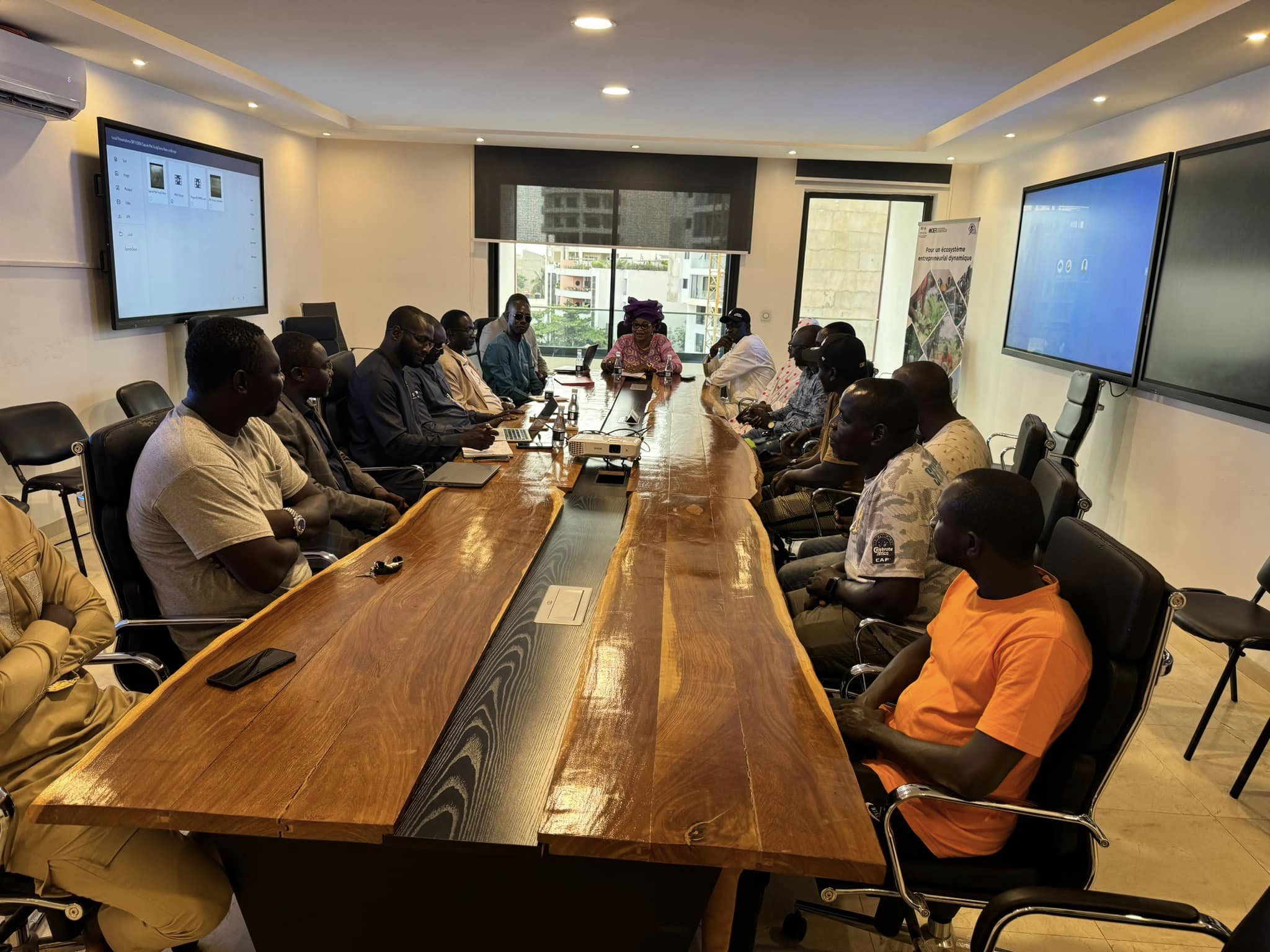 449730665 1039095821110535 988530920888594889 n