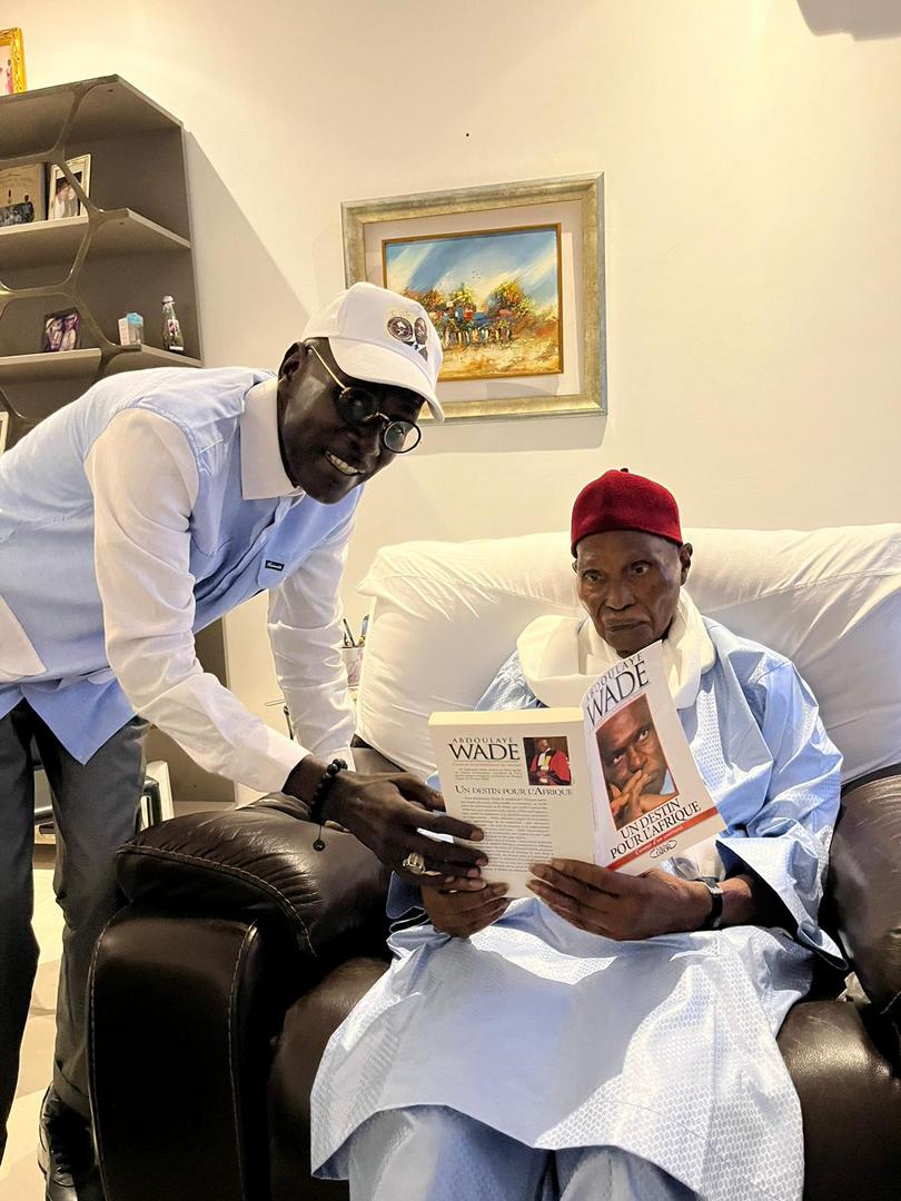 Ces images de Wade qui ne plaisent pas à Pape Samba Mboup 2 IMG 20241116 WA0063