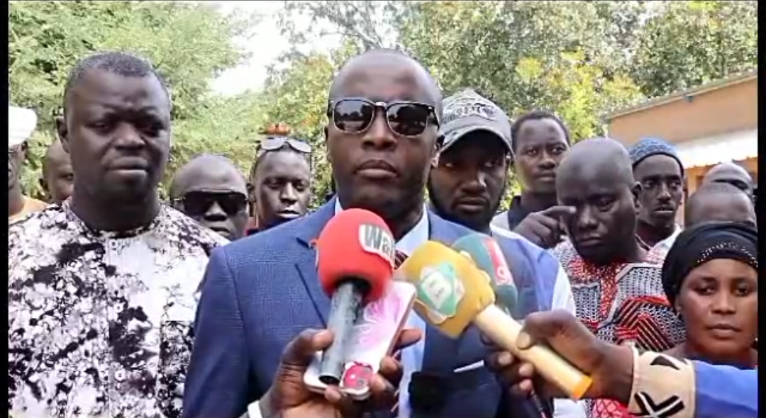 Bignona : Bacary Diédhiou (PASTEF) a voté à Mandégane son village 11 Bignona : Bacary Diédhiou (PASTEF) a voté à Mandégane son village