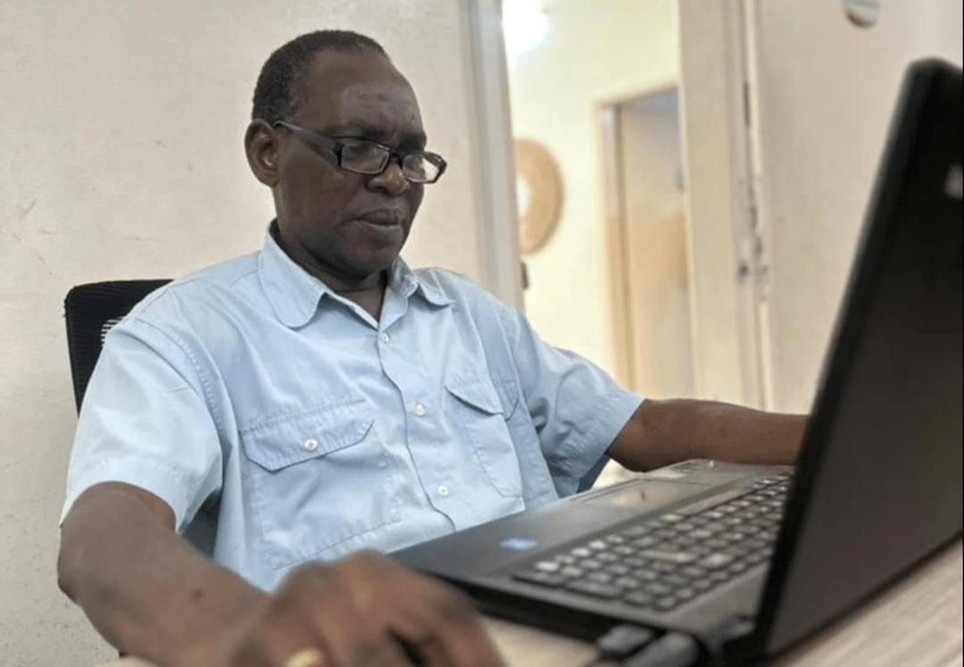 Hommage à Assane Seye : Un Journaliste d’Exception et un Homme d’Intégrité 12 Hommage à Assane Seye : Un Journaliste d’Exception et un Homme d’Intégrité