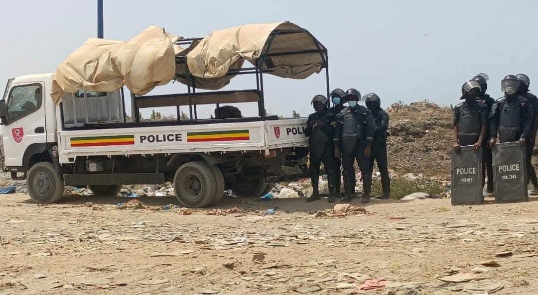 Mbeubeuss : La police a réussi le pari du déguerpissement 4 FB IMG 1740851371406