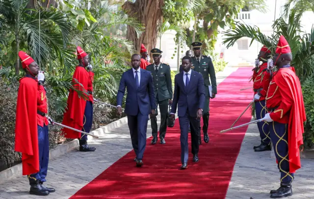 Sonko dénonce, le système résiste…les réformes à l’épreuve du réel 3 Sonko et Diomaye