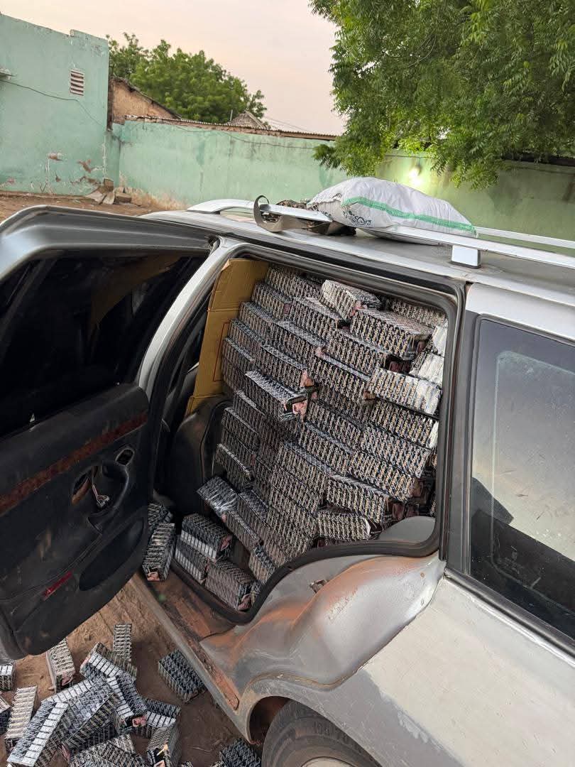 Saisie record de billets noirs et de faux médicaments : Les Douanes frappent fort 5 FB IMG 1759708998128