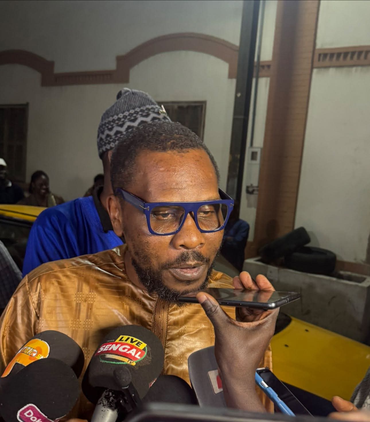 Insultes et menaces de mort : Babacar Fall dépose une plainte à la SR 10 Insultes et menaces de mort : Babacar Fall dépose une plainte à la SR