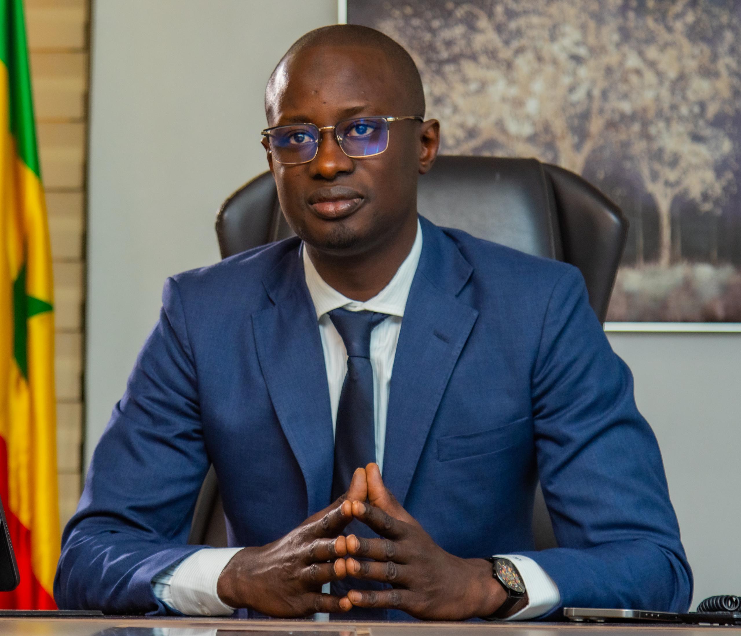 Fonds pour l&rsquo;habitat social : Mbar Ndiaye prend la défense de Ibrahima Diop