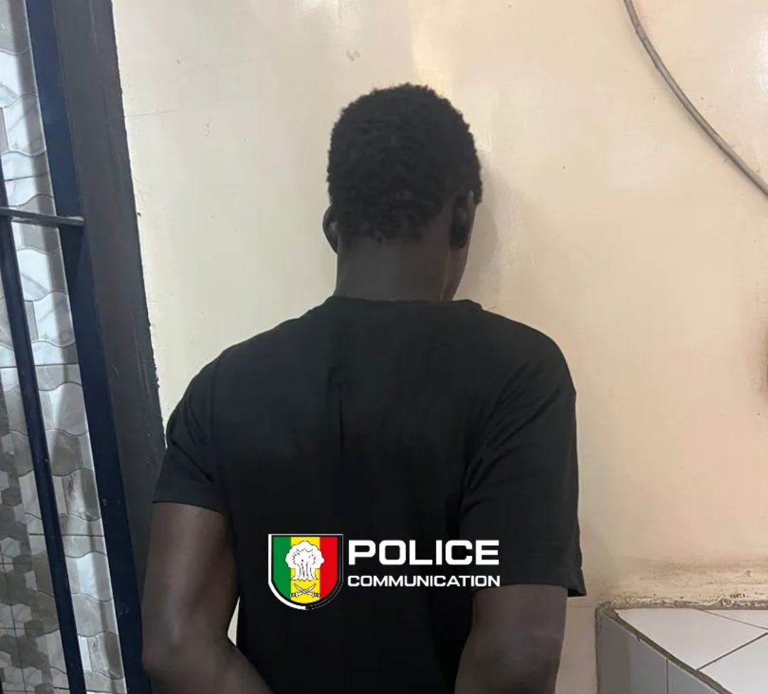 HLM : traité de « voleur »…il poignarde son collègue