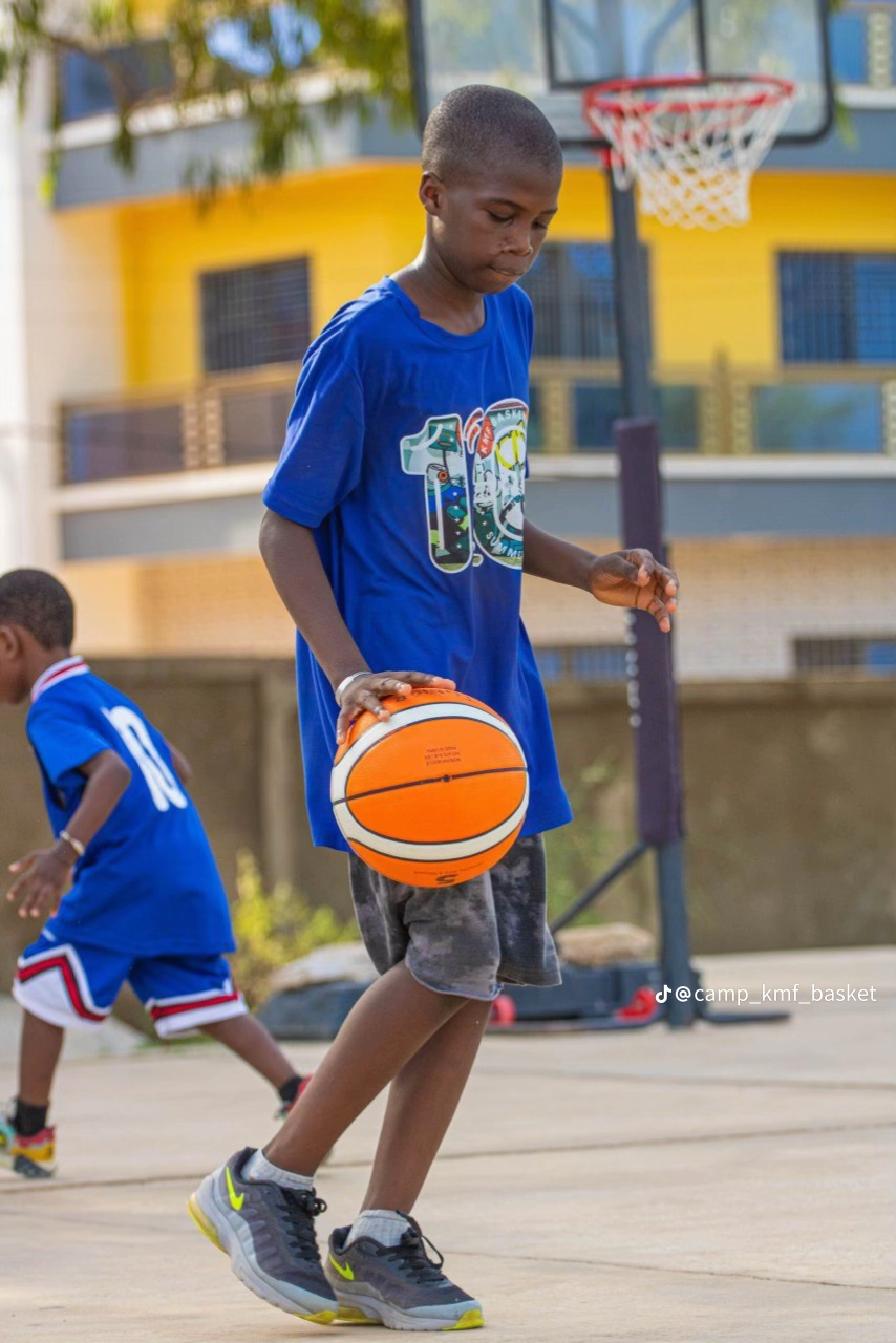 KMF Basketball Camp : Dix ans de passion, d’éducation et d’engagement au service de la jeunesse 2 2da4f6a71e54905bcc54063dd473f380