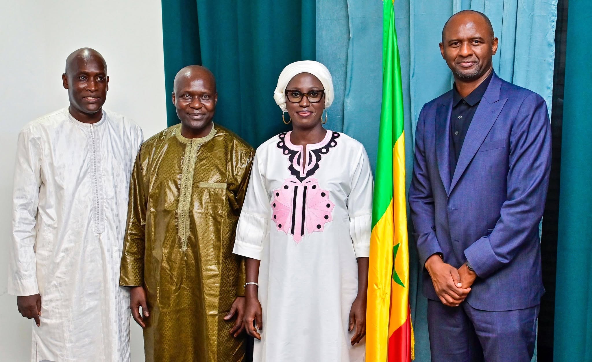 Vieira reçu par la ministre des Sports : les ambitions du sélectionneur au menu des échanges 1 Vieira reçu par la ministre des Sports : les ambitions du sélectionneur au menu des échanges