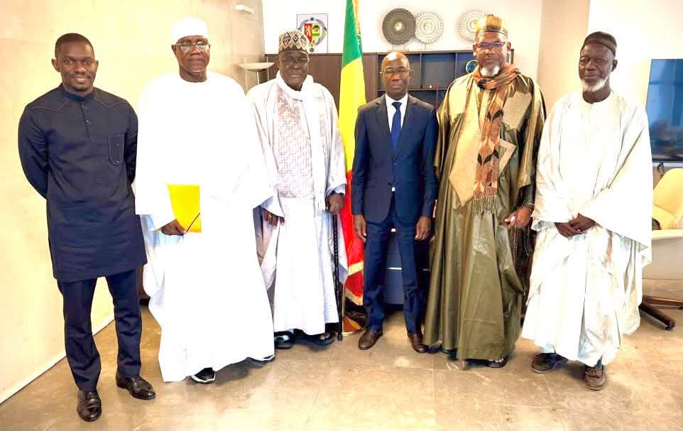Justice : Me Moussa Sarr échange avec l’Association des imams et oulémas du Sénégal 2 Justice : Me Moussa Sarr échange avec l’Association des imams et oulémas du Sénégal