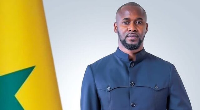 Commission d’enquête parlementaire : El Mansour Diop tourne en dérision les députés de Pastef 23 Commission d’enquête parlementaire : El Mansour Diop tourne en dérision les députés de Pastef