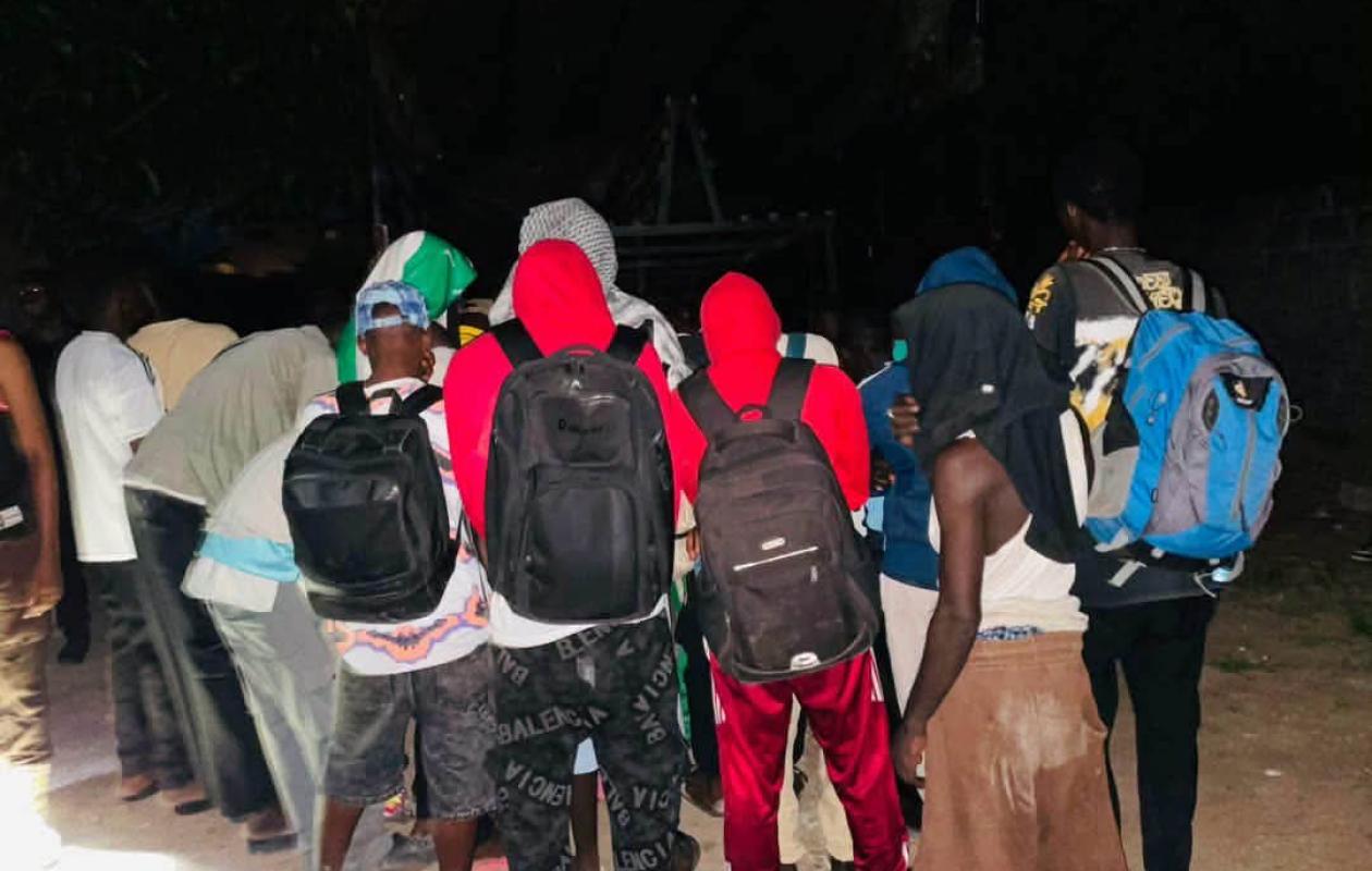 Migration irrégulière : 33 Sénégalais interceptés en Gambie 5 Migration irrégulière : 33 Sénégalais interceptés en Gambie