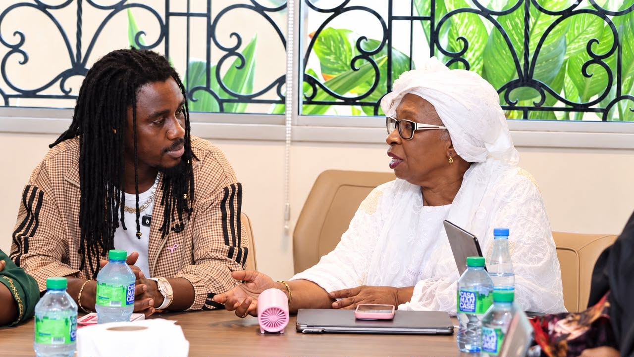 Lutte contre le Cancer : Wally Seck nommé ambassadeur de la LISCA 4 Lutte contre le Cancer : Wally Seck nommé ambassadeur de la LISCA